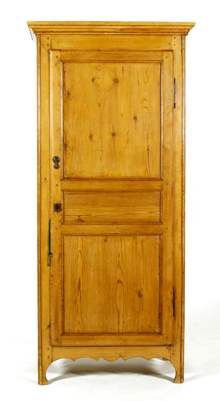 Appraisal: - Antique English Style Pine Armoir Antique style armoire pine