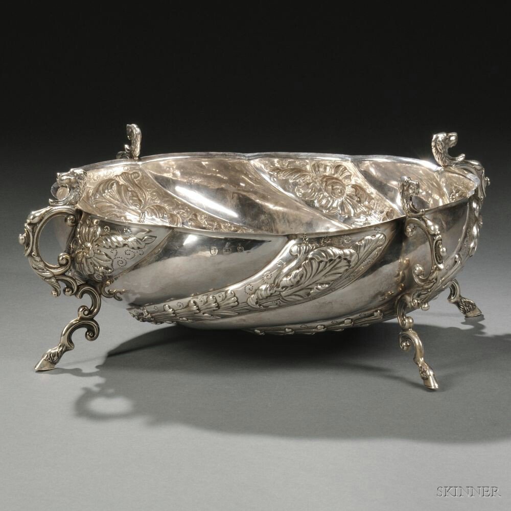 Appraisal: George III Sterling Silver Center Bowl London Daniel Smith Robert