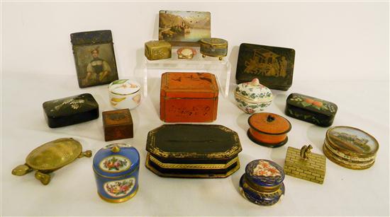 Appraisal: Collection of nineteen boxes including a handpainted card case brass