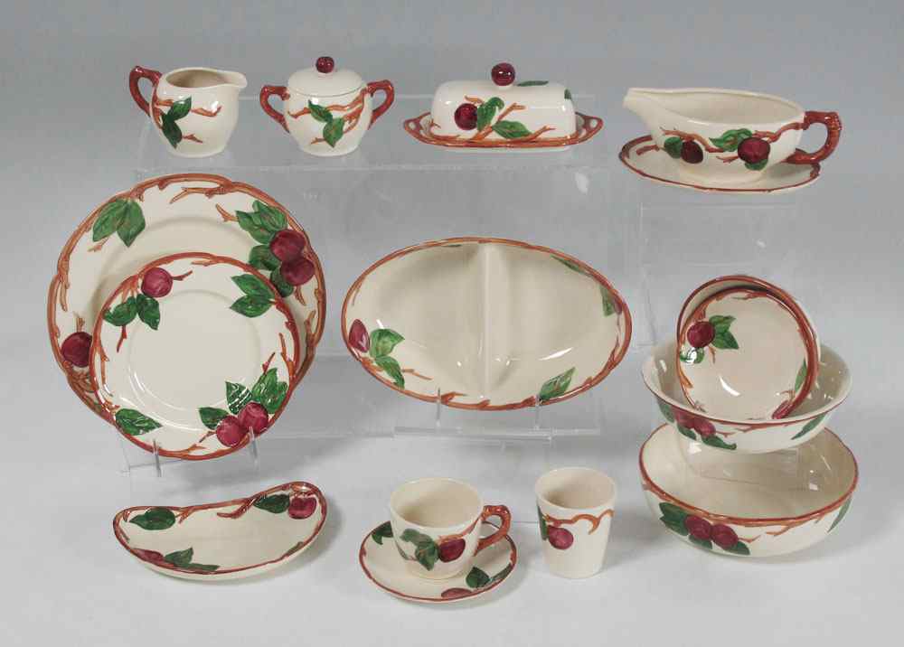 Appraisal: FRANCISCAN ''APPLE'' CHINA California backstamp Approx pieces to include dinner