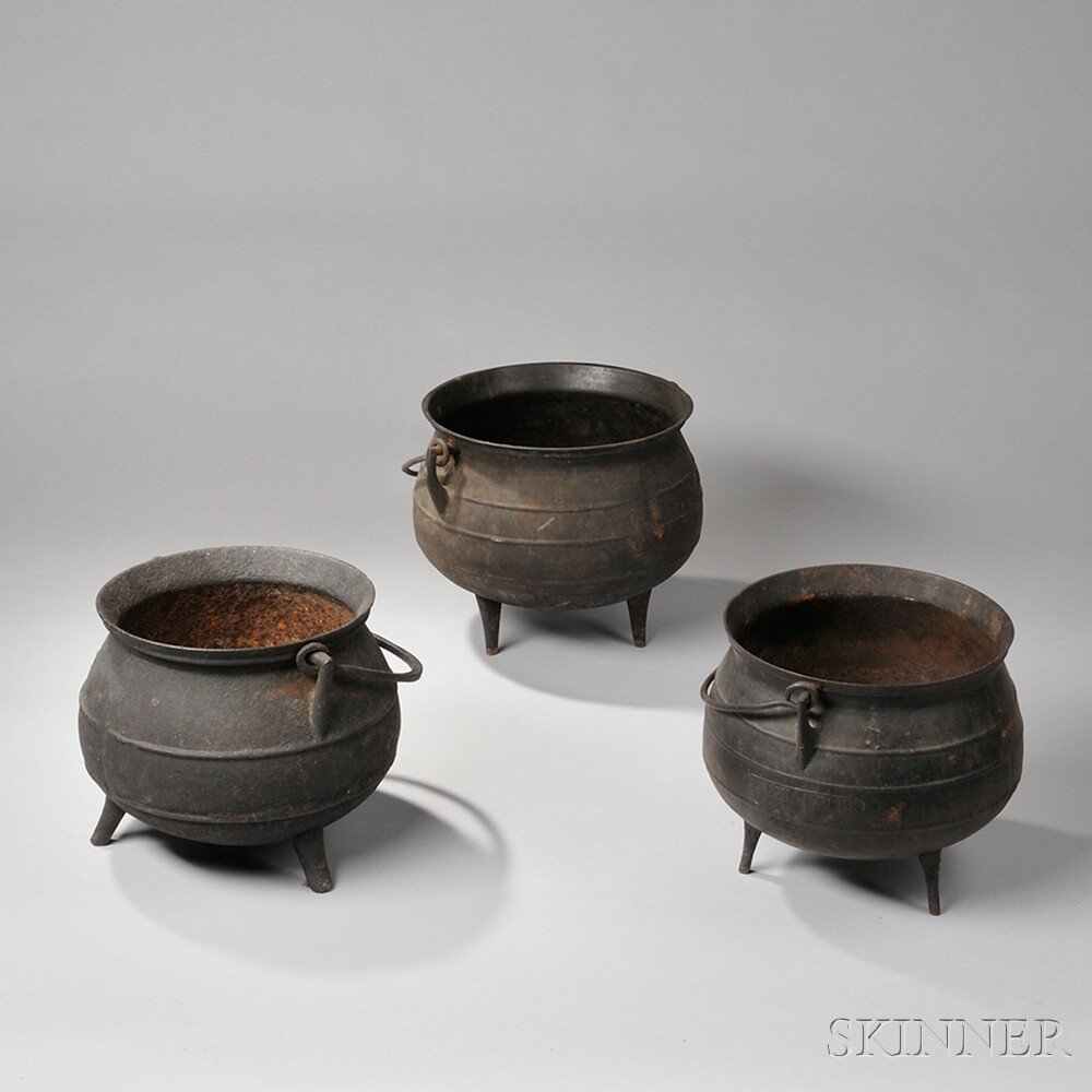 Appraisal: Three Cast Iron Pots New York early to mid- th