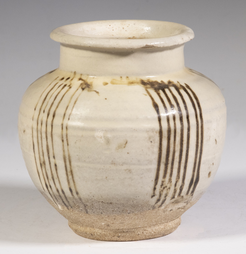 Appraisal: JIN DYNASTY CIZHOU DECORATIVE POTTERY JAR Bulbous Jar with broad