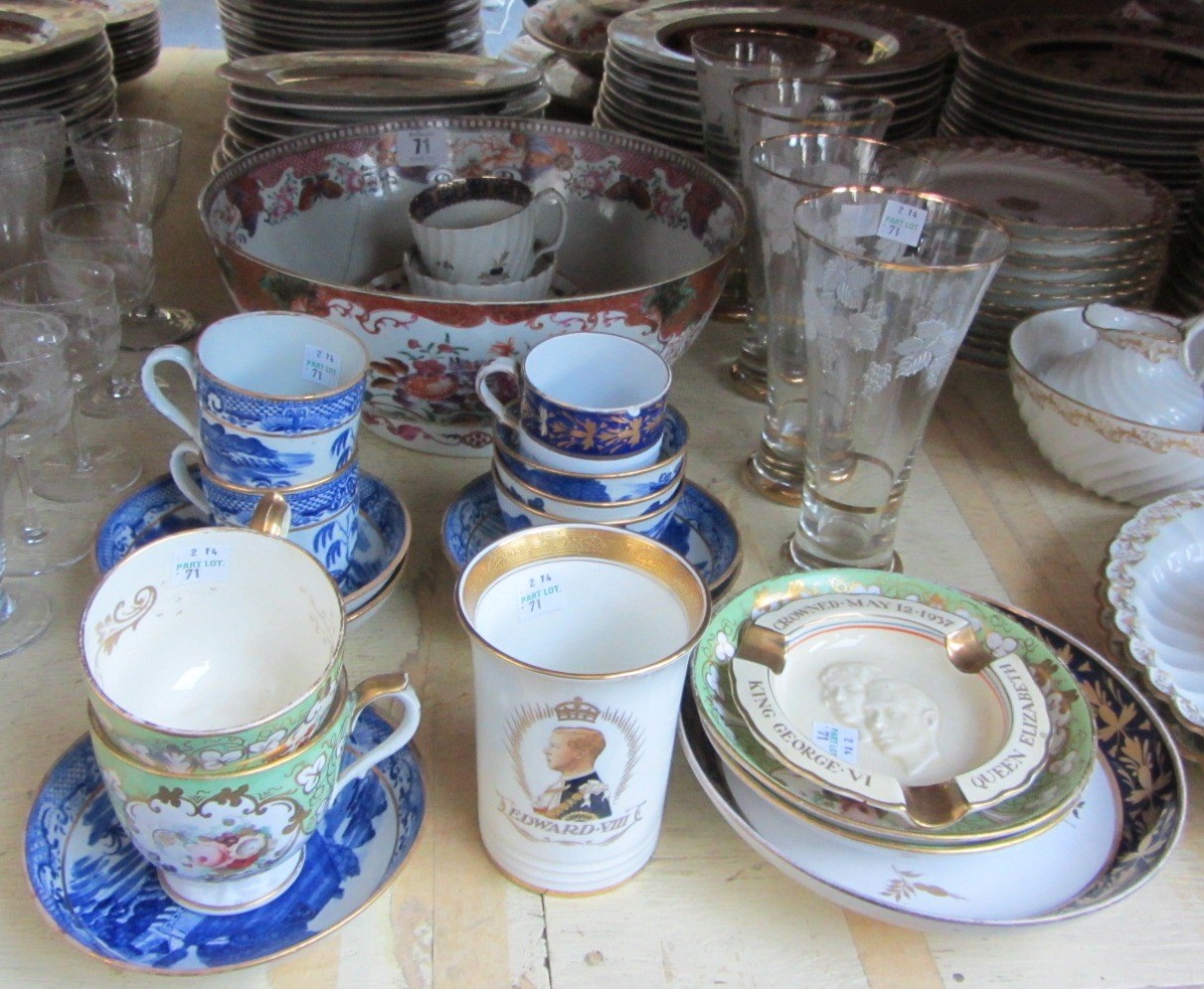 Appraisal: A quantity of ceramics including a Newhall blue and white