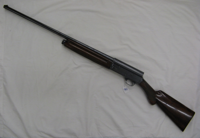 Appraisal: BROWNING A- SEMI-AUTOMATIC SHOTGUN gauge barrel overall scroll engraved receiver