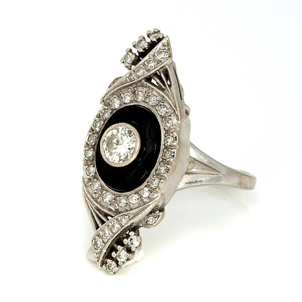 Appraisal: An old European-cut diamond obsidian and k white gold ring