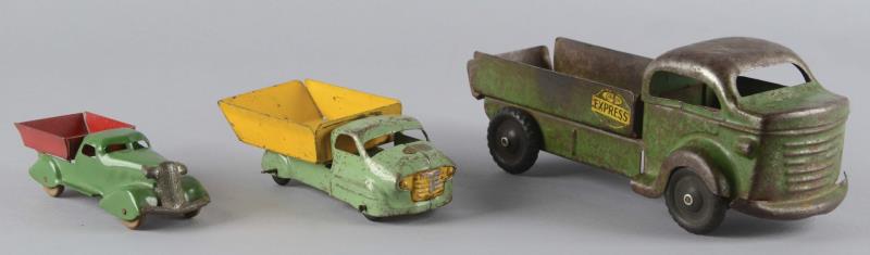 Appraisal: Lot of Pressed Steel Toy Trucks Including - green Lincoln