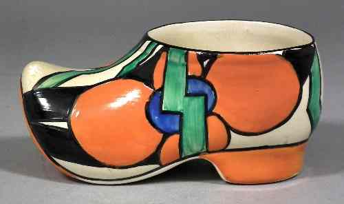 Appraisal: A Clarice Cliff Fantasque pottery 'Wax Flower' clog ornament ins