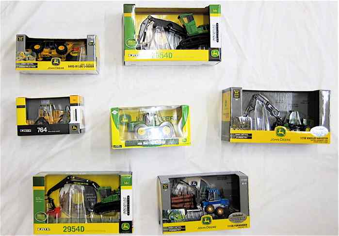 Appraisal: SEVEN JOHN DEERE DIECAST SCALE MODELS Athearn Tractor Ertl G-lll