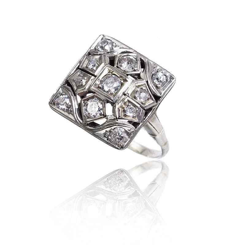 Appraisal: 'S OLD EUROPEAN CUT DIAMOND RING K white gold ring