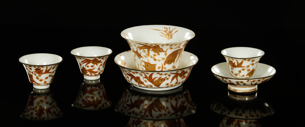 Appraisal: - Japanese Porcelain Bowls and Cups Japanese porcelain bowls and