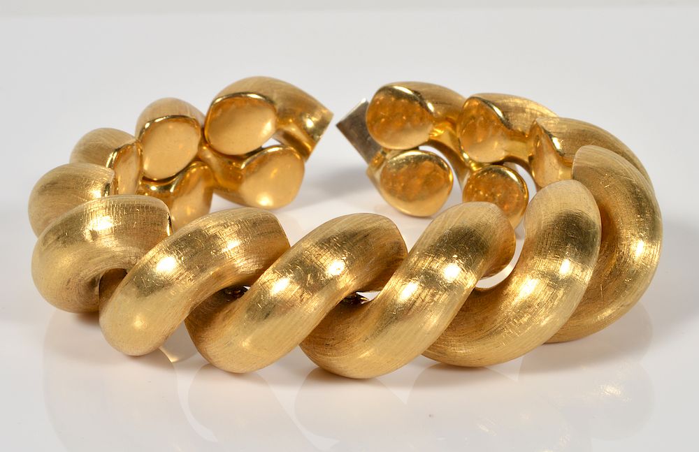 Appraisal: Italian kt Yellow Gold Bracelet kt Italian gold link bracelet