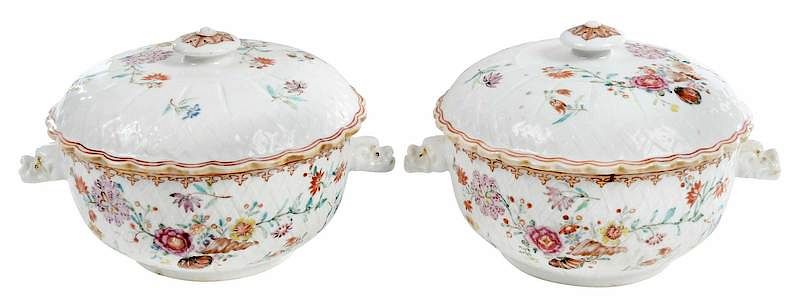 Appraisal: Pair Continental Covered Porcelain Bowls th century probably Samson decorated