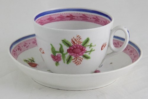 Appraisal: A New Hall tea cup and saucer painted sprays of