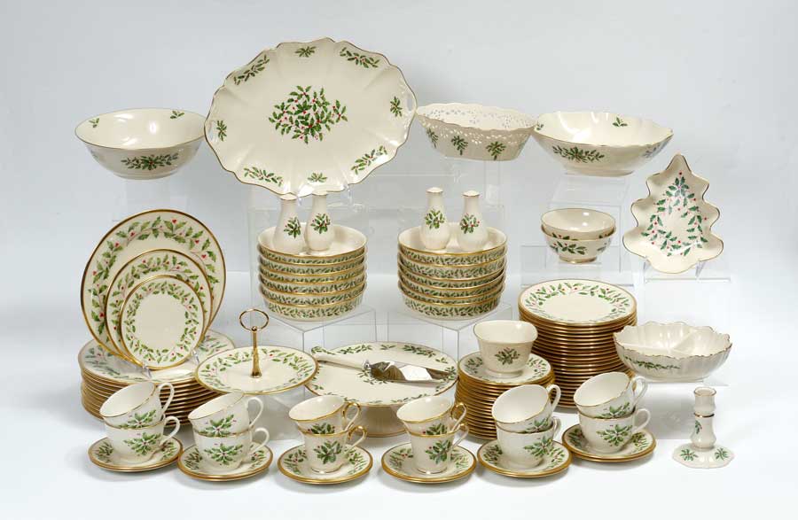 Appraisal: LENOX HOLIDAY CHINA Approx pieces to include dinner plates ''