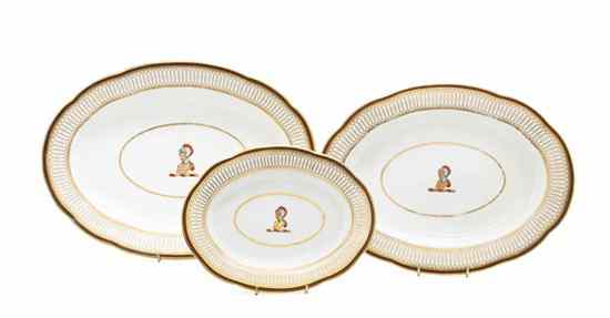 Appraisal: A Set of Three Continental Porcelain Platters each of graduated