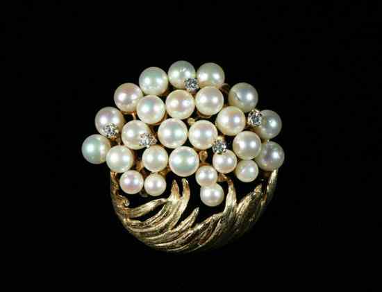 Appraisal: YELLOW GOLD CULTURED PEARL AND DIAMOND STYLIZED BASKET DESIGN PIN