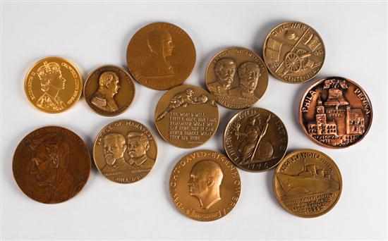 Appraisal: Twelve bronze commemorative medals th century comprising U S Congress