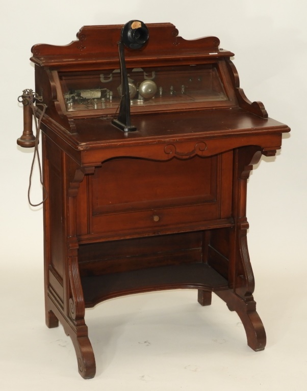 Appraisal: VICTORIAN WESTERN ELECTRIC CHERRY VANITY TELEPHONE United States Late th