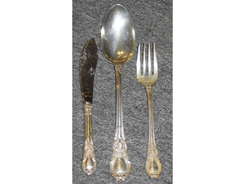 Appraisal: LUNT SILVERSMITH GREENFIELD MA Sterling silver flatware service American Victorian