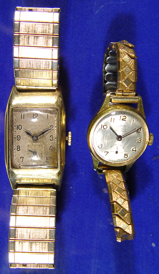 Appraisal: ct gold gentlemans wristwatch and a ladies wristwatch