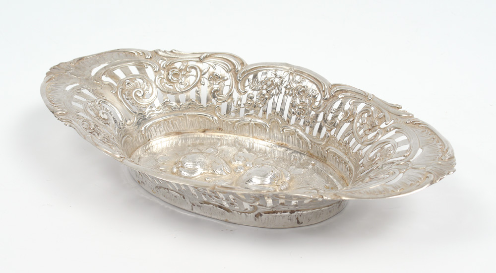 Appraisal: CONTINENTAL STERLING SILVER RETICULATED TRAY Reticulated sides with embossed floral