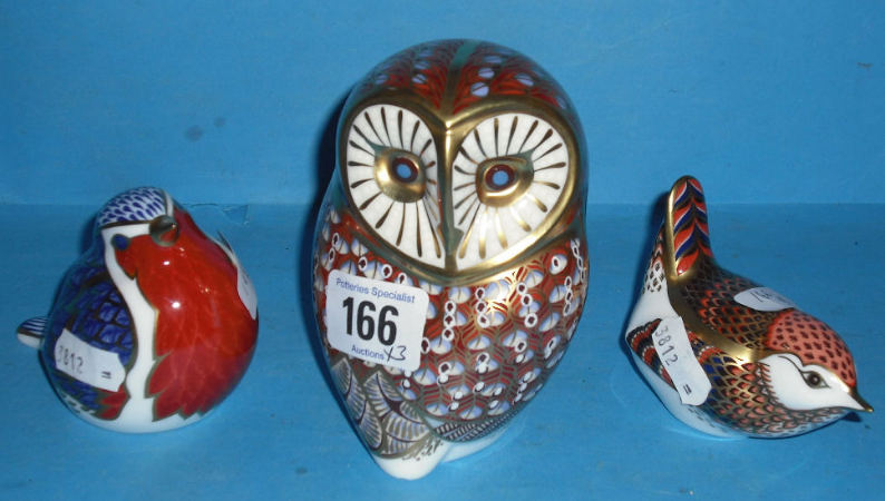 Appraisal: Royal Crown Derby Paperweights Owl Robin and Wren