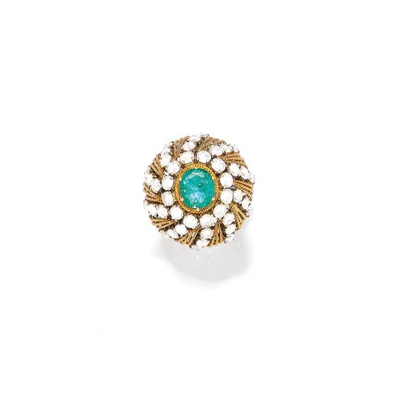 Appraisal: EMERALD AND DIAMOND RING ca Yellow gold and silver Fancy