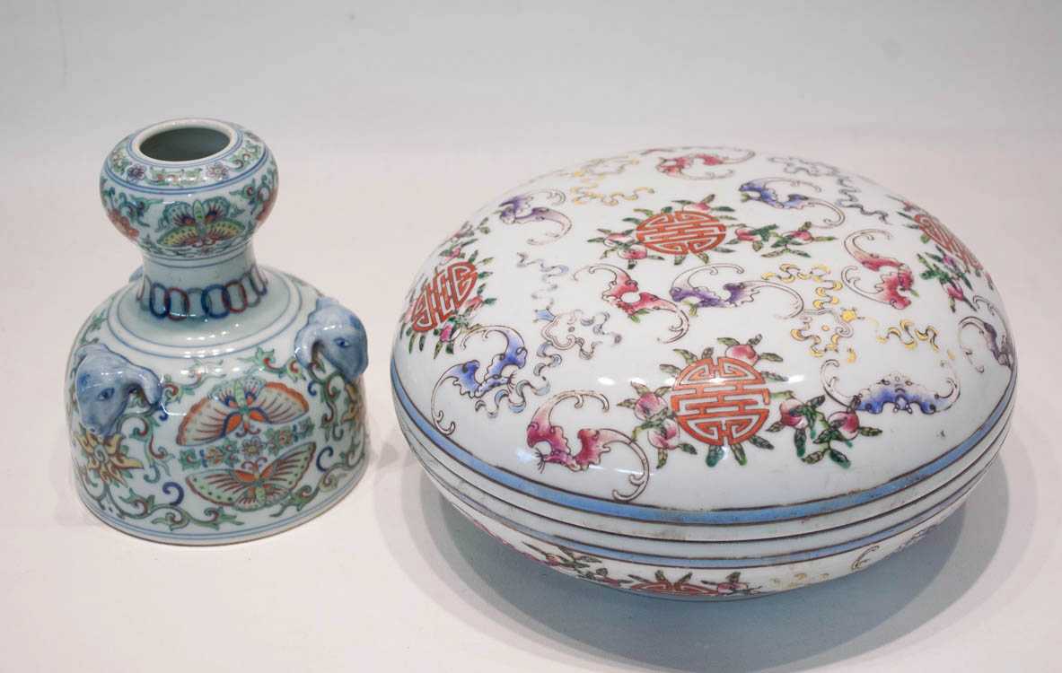 Appraisal: CHINESE QING PORCELAIN BOX AND CANDLESTICK each with tributory Qianlong