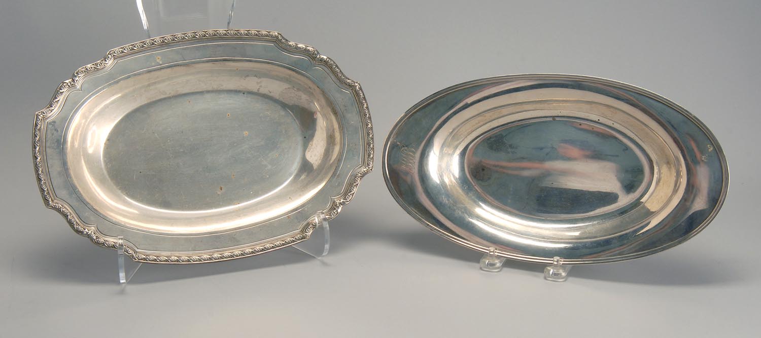 Appraisal: TWO STERLING SILVER BREAD TRAYS th CenturyOne by Tiffany Co