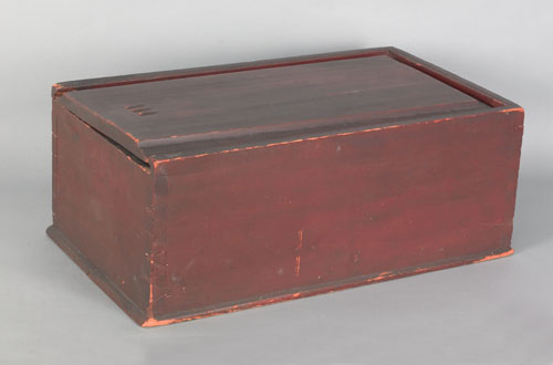 Appraisal: Large Pennsylvania slide lid box early th c retaining a