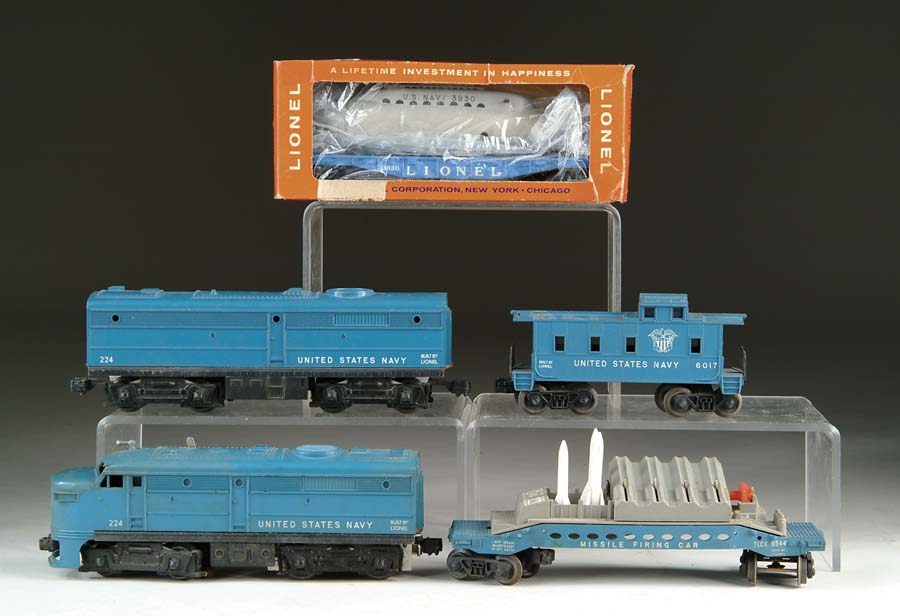 Appraisal: LIONEL TRAIN SET IN ORIGINAL BOX Circa gauge train set