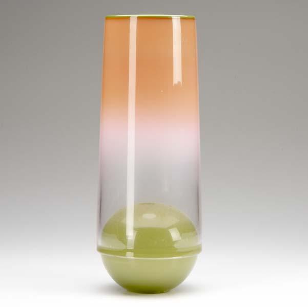 Appraisal: BENJAMIN MOORE Glass vase from the Pala series in salmon