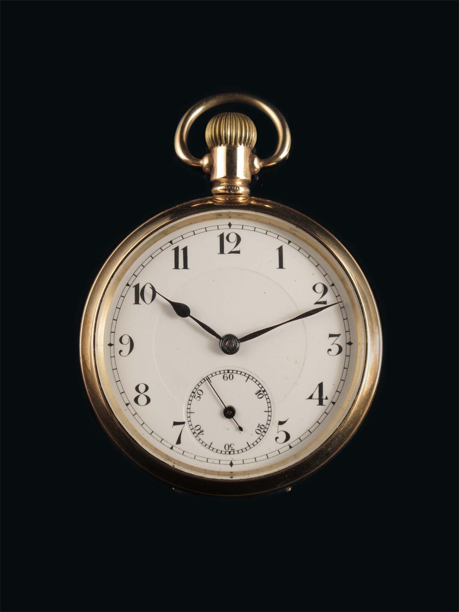 Appraisal: A ct gold keyless lever watch