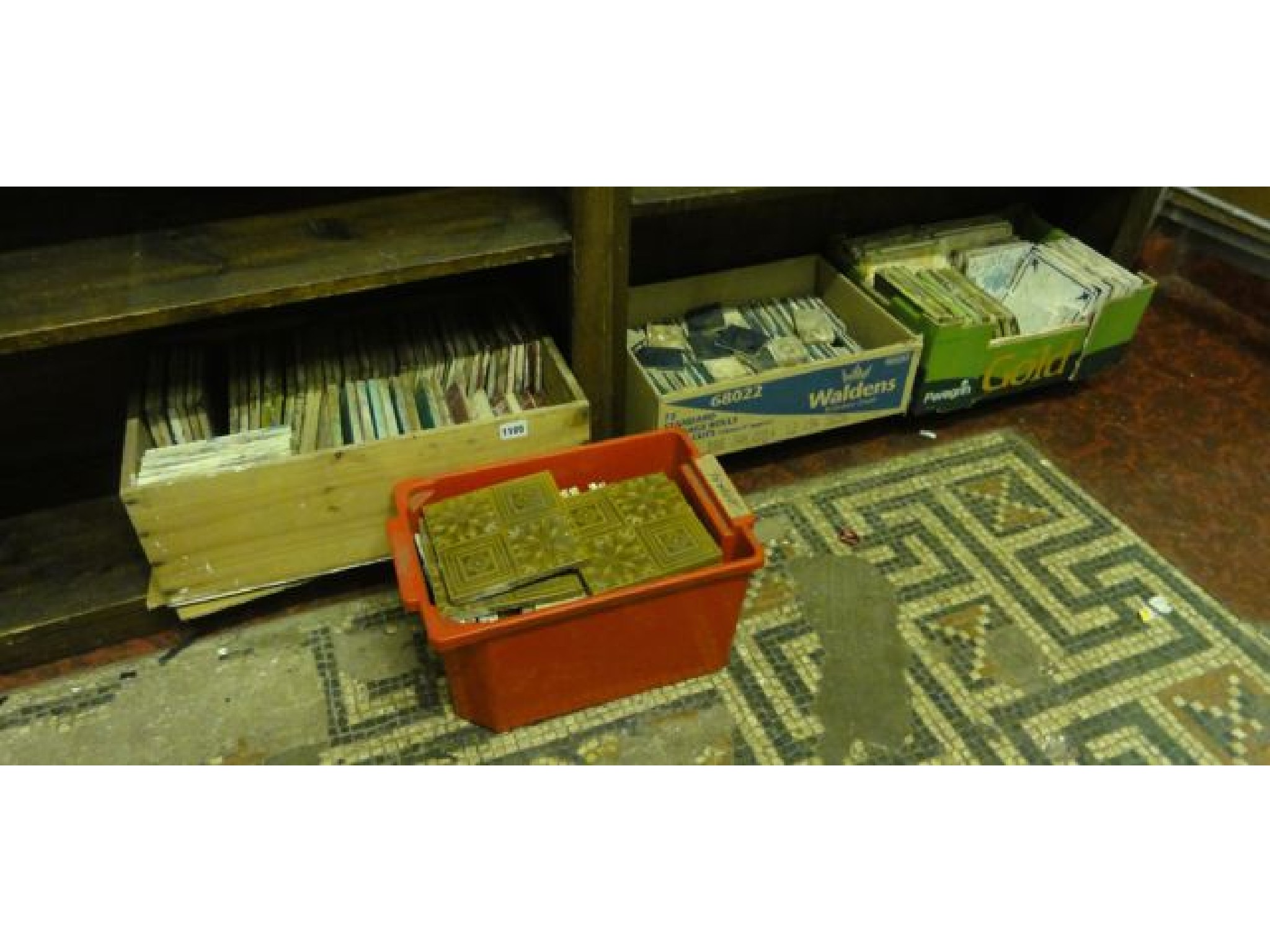 Appraisal: A quantity of late Victorian Edwardian reclaimed ceramic tiles to