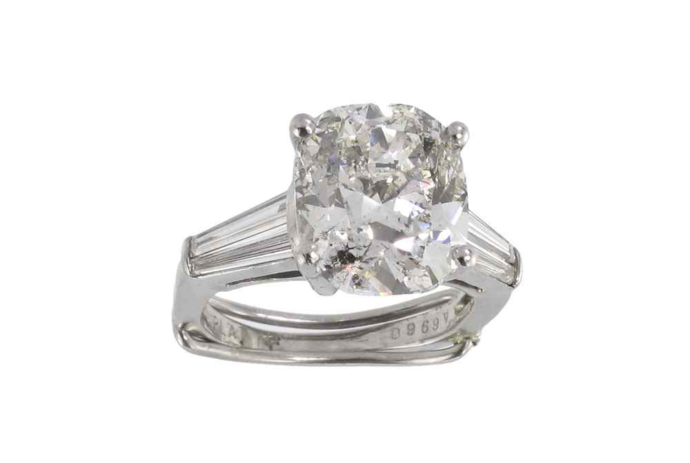 Appraisal: O CT DIAMOND SOLITAIRE RING EGL CERTIFIED Platinum ring centers