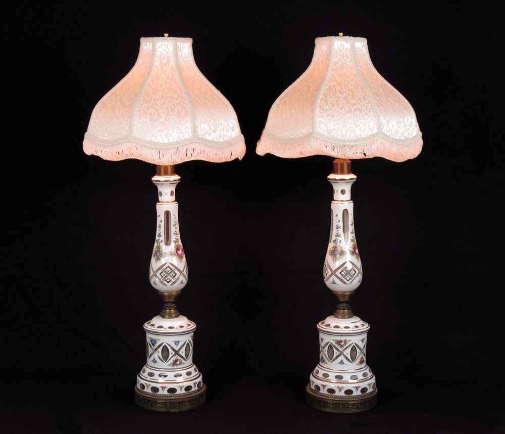 Appraisal: PAIR BOHEMIAN CUT TO CLEAR TABLE LAMPS White cut to