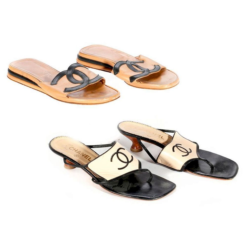 Appraisal: Chanel Shoes Chanel slides with kitten heel Good condition Tan