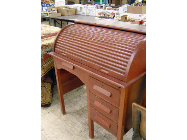 Appraisal: SMALL ROLL TOP DESK