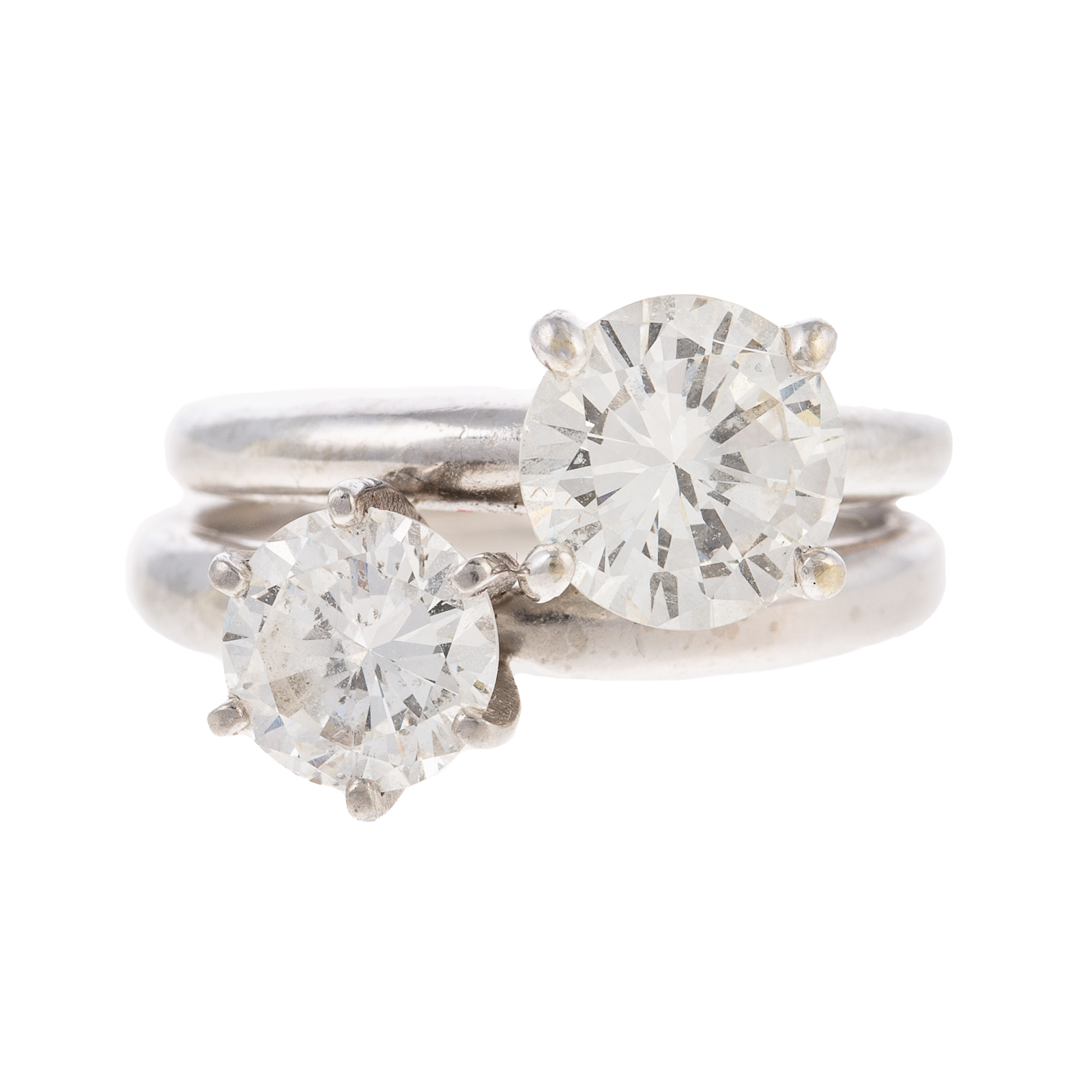 Appraisal: A CTW DOUBLE DIAMOND RING IN PLATINUM Platinum ring featuring