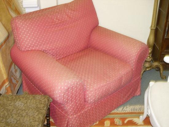 Appraisal: A LAURA ASHLEY KENDAL PATTERN ARMCHAIR with loose cover