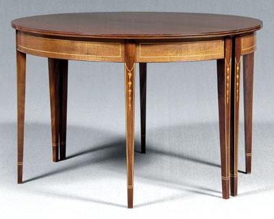 Appraisal: Federal style dining table in the Baltimore style with two