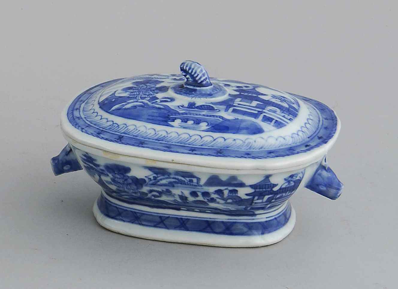 Appraisal: CHINESE EXPORT BLUE AND WHITE CANTON PORCELAIN COVERED SAUCE TUREENEarly