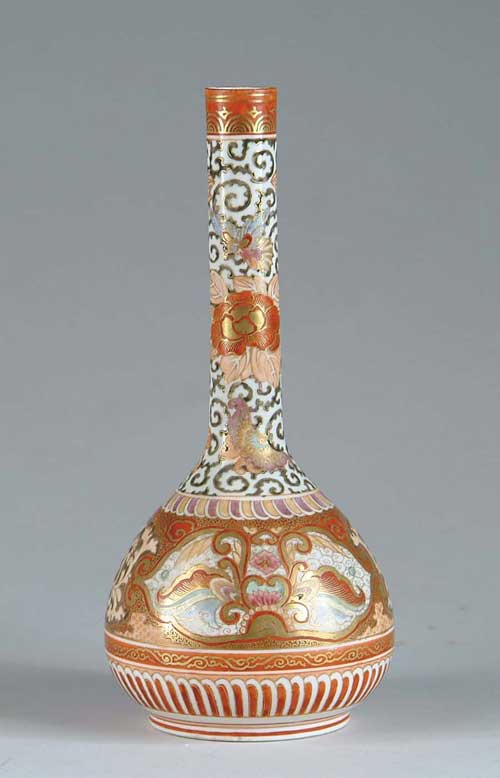 Appraisal: FINE KUTANI STYLE BUD VASE Bulbous form with long cylinder