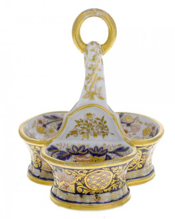 Appraisal: A RARE ENGLISH PORCELAIN JAPAN PATTERN TRIPLE SALT CELLAR POSSIBLY