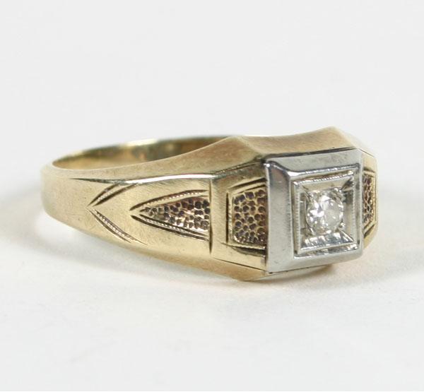 Appraisal: Yellow and white K gold Art Deco men's ring with