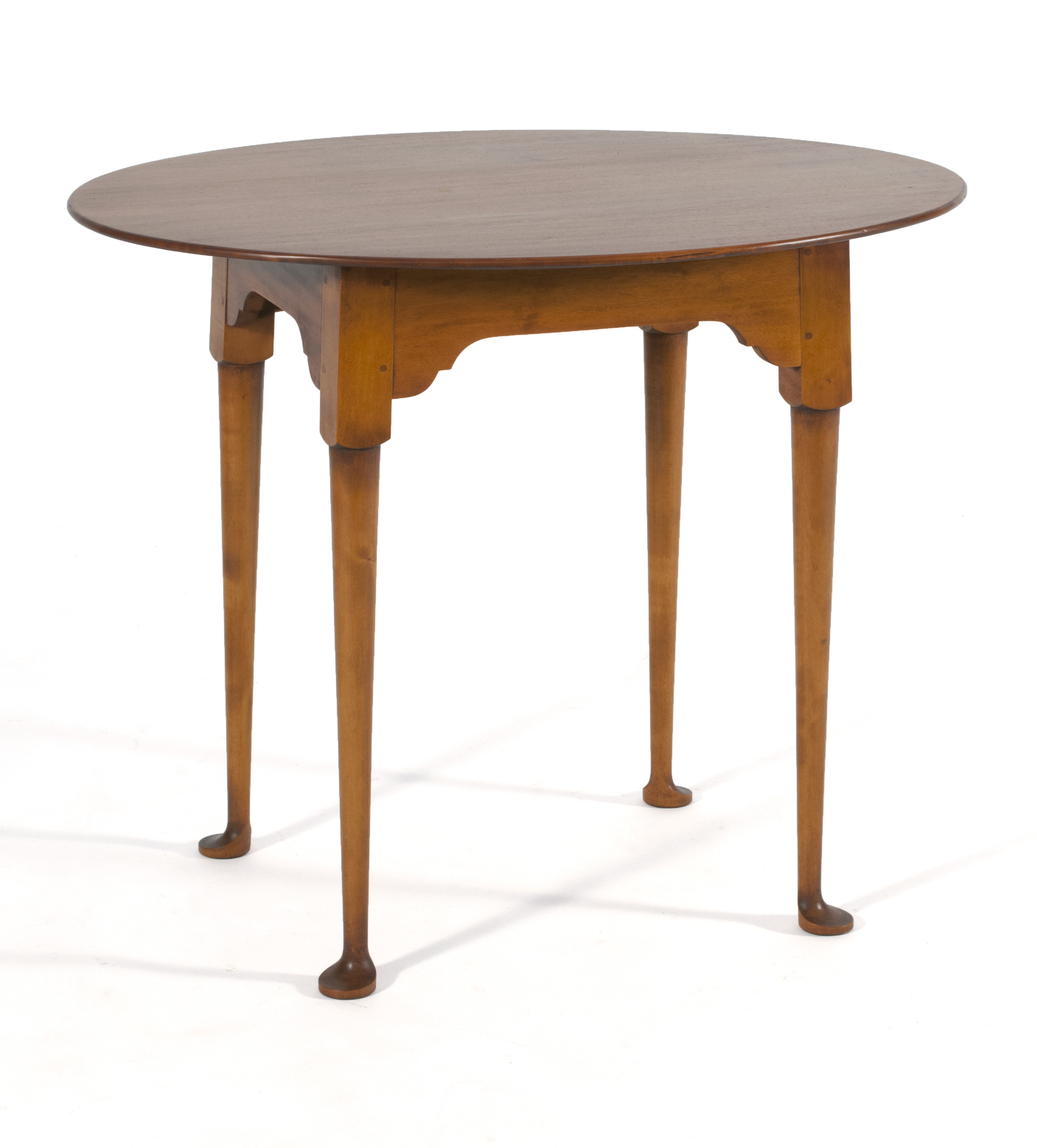 Appraisal: ELDRED WHEELER QUEEN ANNE-STYLE TAVERN TABLE In maple with oval