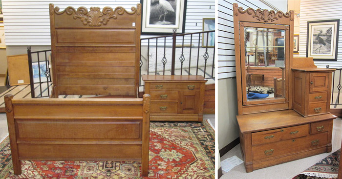 Appraisal: THREE-PIECE OAK BEDROOM FURNITURE SET American late th century including