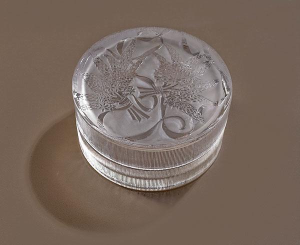 Appraisal: LALIQUE ART DECO DRESSER BOX ca with molded sprays of