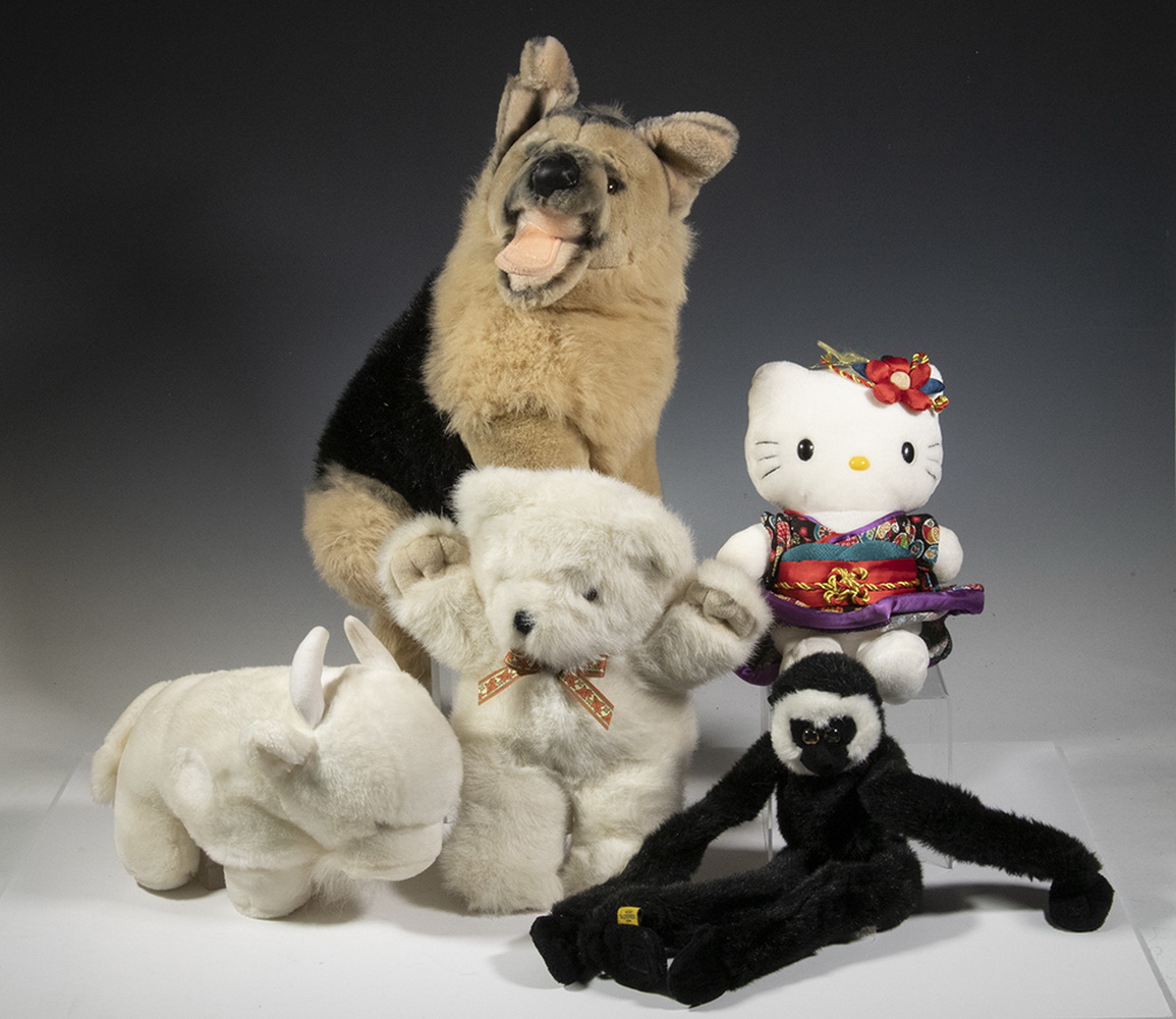 Appraisal: STUFFED ANIMAL TOYS Group of Assorted Vintage Stuffed Toys incl