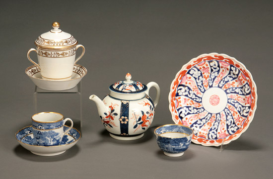 Appraisal: Group of Five English Porcelain Teawares Late th- th Century